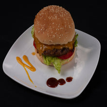 Cargar imagen en el visor de la galería, Combo Hamburguesa De la Casa
